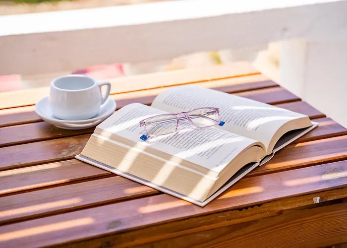 Capsule hotel Sun Week Bay Lefkos (Karpathos)