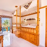 Sun Week Bay Hotel a capsule Lefkos (Karpathos)