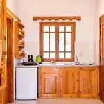 Sun Week Bay Hotel a capsule Lefkos (Karpathos)