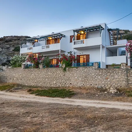 Sun Week Bay Hotel de capsule Lefkos (Karpathos)